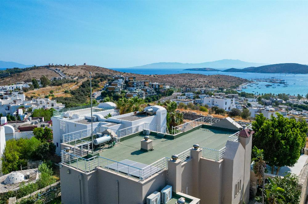 Bodrum Eskiçeşme'de Panoramik Deniz Manzaralı Tam Müstakil Villa