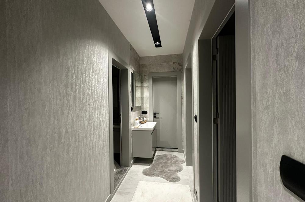 ŞEMİKLER MAHALLESİNDE SATILIK LÜKS 2+1 DAİRE