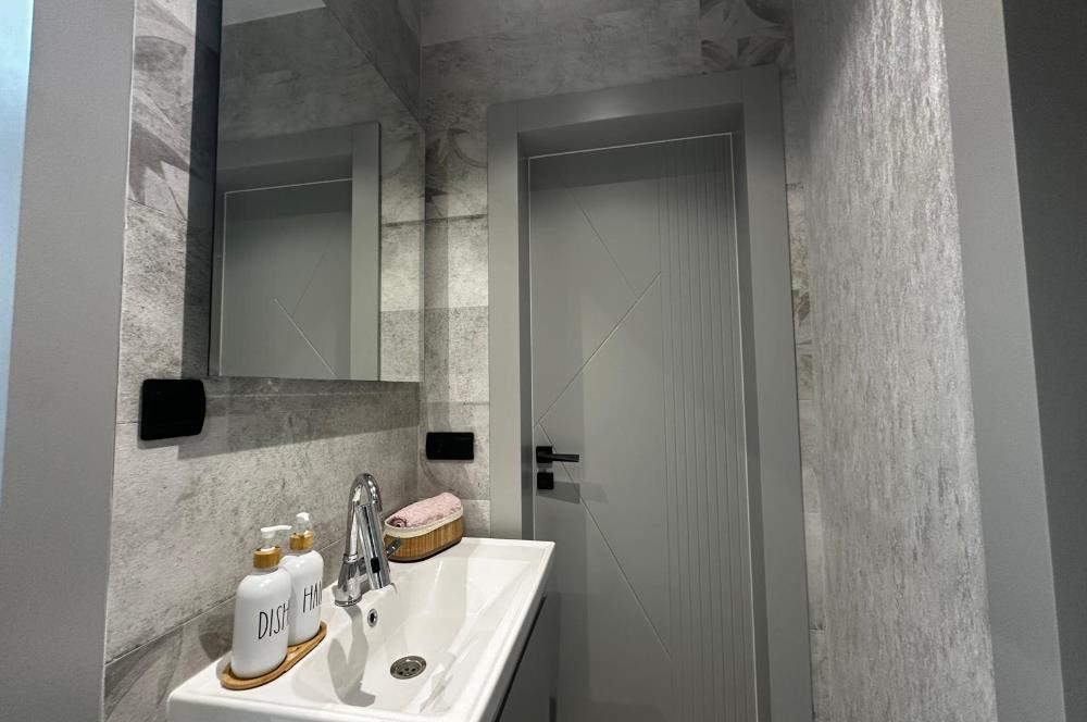 ŞEMİKLER MAHALLESİNDE SATILIK LÜKS 2+1 DAİRE