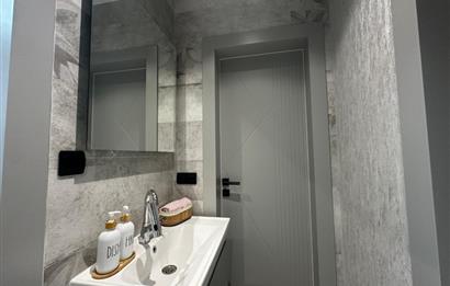 ŞEMİKLER MAHALLESİNDE SATILIK LÜKS 2+1 DAİRE