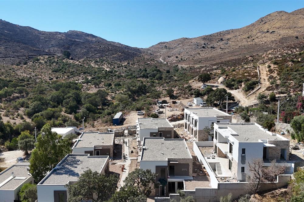 Bodrum Gümüşlük - Magnus Vadi Dereköy Projesinde Müstakil Bahçe Kullanımlı Vadi Manzaralı Satılık Sıfır Daireler