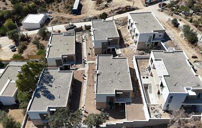 Bodrum Gümüşlük - Magnus Vadi Dereköy Projesinde Müstakil Bahçe Kullanımlı Vadi Manzaralı Satılık Sıfır Daireler