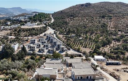 Bodrum Gümüşlük - Magnus Vadi Dereköy Projesinde Müstakil Bahçe Kullanımlı Vadi Manzaralı Satılık Sıfır Daireler