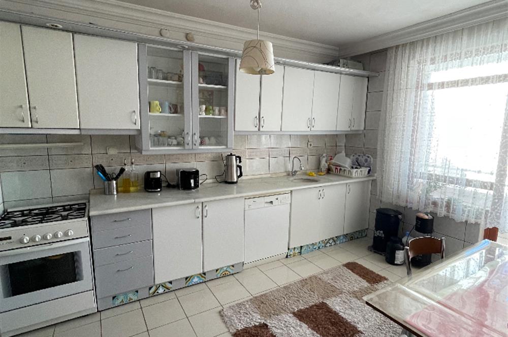 ÇANKAYA ORAN ÜSKÜDAR APARTMANIN DA SATILIK 4+1 DAİRE