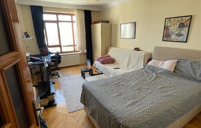 ÇANKAYA ORAN ÜSKÜDAR APARTMANIN DA SATILIK 4+1 DAİRE