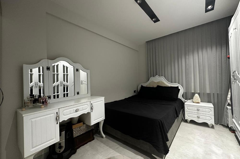 ŞEMİKLER MAHALLESİNDE SATILIK LÜKS 2+1 DAİRE