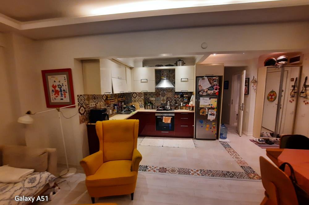 ERENKÖY DİVAN PASTANESİ SOKAĞINDA 3+1 KİRALIK 