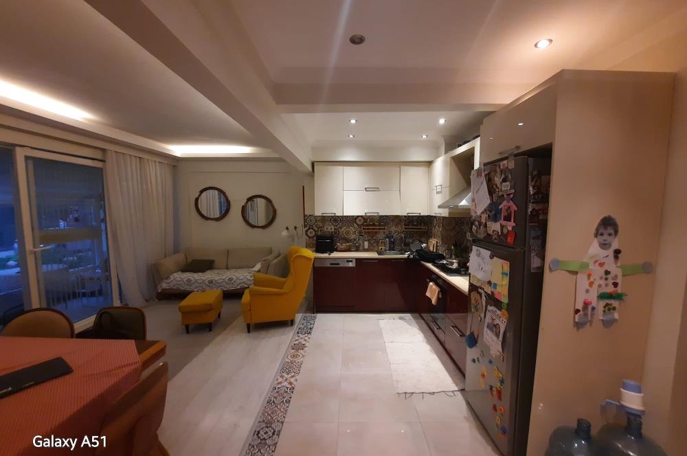 ERENKÖY DİVAN PASTANESİ SOKAĞINDA 3+1 KİRALIK 