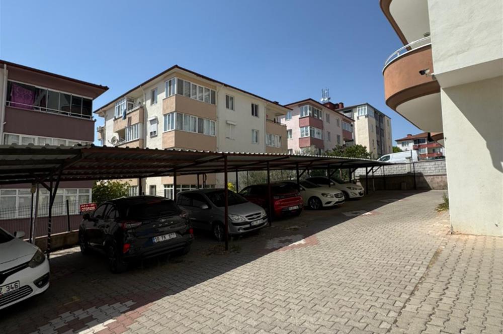 CENTURY21 BAL'DAN SİTE İÇERİSİNDE ARA KAT GENİŞ DAİRE