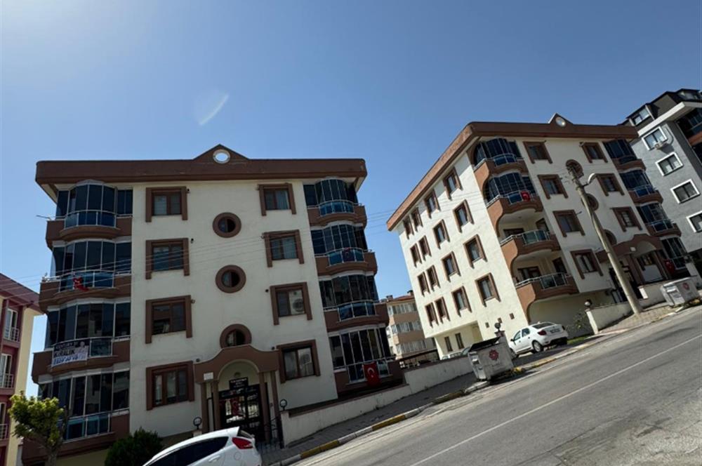 CENTURY21 BAL'DAN SİTE İÇERİSİNDE ARA KAT GENİŞ DAİRE