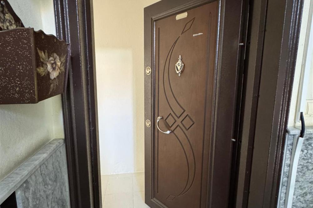 CENTURY21 BAL'DAN SİTE İÇERİSİNDE ARA KAT GENİŞ DAİRE
