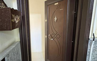 CENTURY21 BAL'DAN SİTE İÇERİSİNDE ARA KAT GENİŞ DAİRE