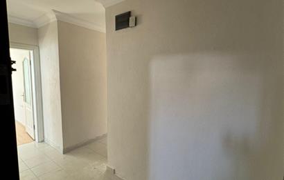 CENTURY21 BAL'DAN SİTE İÇERİSİNDE ARA KAT GENİŞ DAİRE