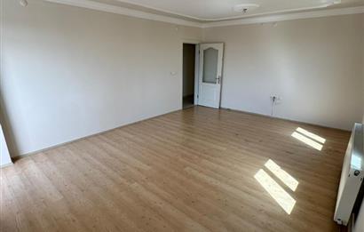 CENTURY21 BAL'DAN SİTE İÇERİSİNDE ARA KAT GENİŞ DAİRE