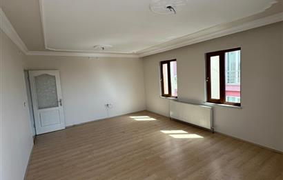 CENTURY21 BAL'DAN SİTE İÇERİSİNDE ARA KAT GENİŞ DAİRE