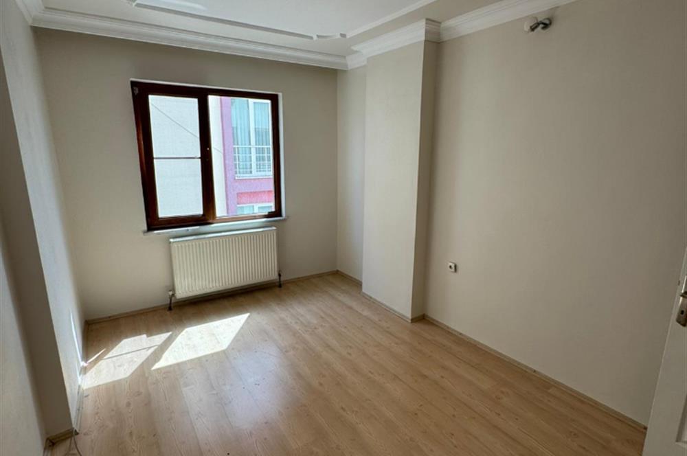 CENTURY21 BAL'DAN SİTE İÇERİSİNDE ARA KAT GENİŞ DAİRE