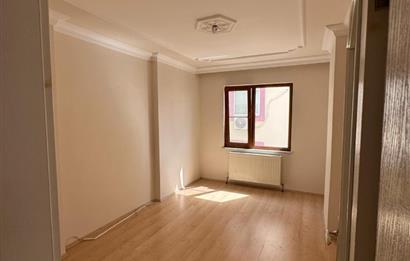 CENTURY21 BAL'DAN SİTE İÇERİSİNDE ARA KAT GENİŞ DAİRE