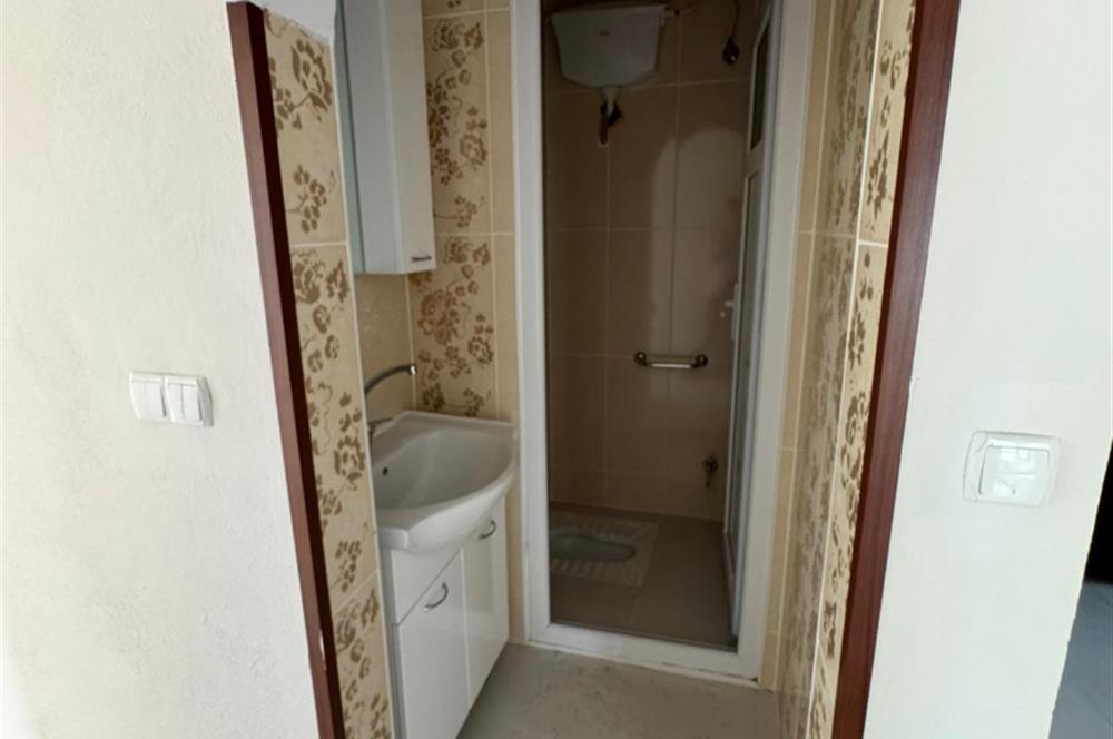 CENTURY21 BAL'DAN SİTE İÇERİSİNDE ARA KAT GENİŞ DAİRE