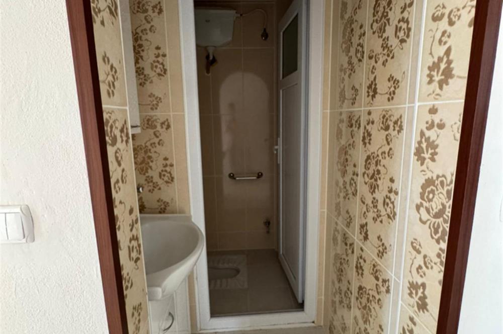 CENTURY21 BAL'DAN SİTE İÇERİSİNDE ARA KAT GENİŞ DAİRE