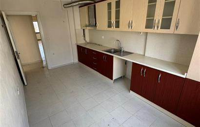 CENTURY21 BAL'DAN SİTE İÇERİSİNDE ARA KAT GENİŞ DAİRE