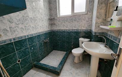 KADIKÖY CAFERAĞADA BALKONLU BOŞ 110 m2 DAİRE