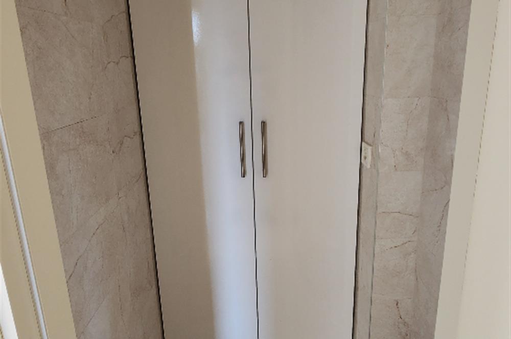 SUADİYE KAPTAN ARİF CAD. 10 YILLIK BİNA BOŞ 2+1 95 m2 NET