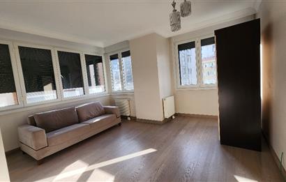 SUADİYE KAPTAN ARİF CAD. 10 YILLIK BİNA BOŞ 2+1 95 m2 NET