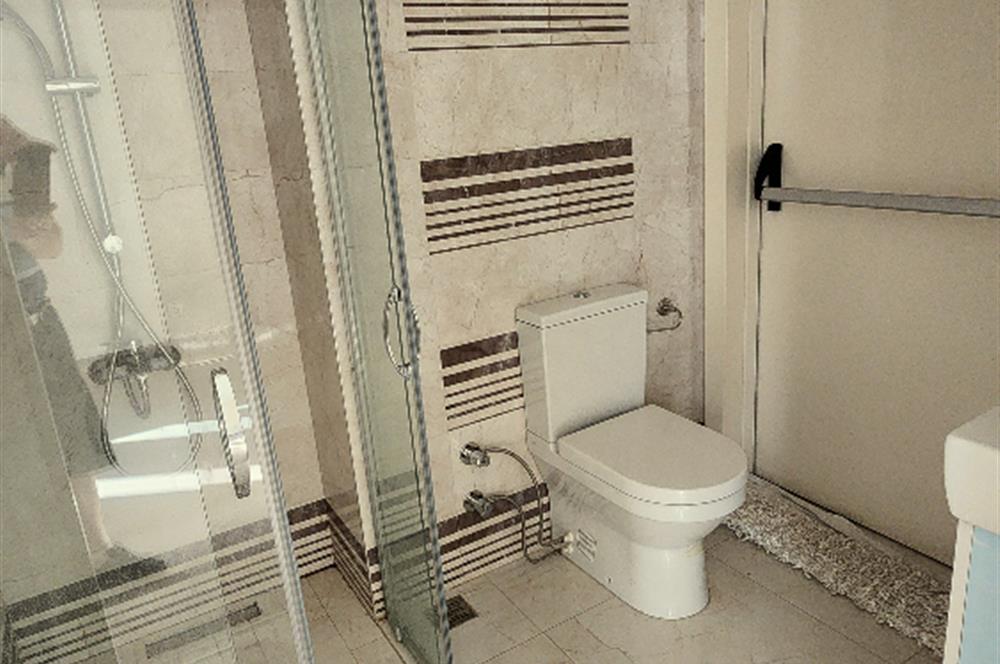 SUADİYE KAPTAN ARİF CAD. 10 YILLIK BİNA BOŞ 2+1 95 m2 NET