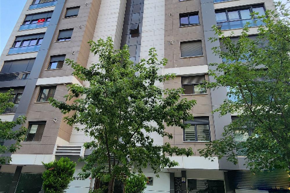 SUADİYE KAPTAN ARİF CAD. 10 YILLIK BİNA BOŞ 2+1 95 m2 NET