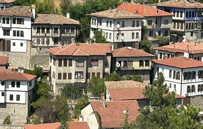 SAFRANBOLU ESKİ ÇARŞIDA SATILIK TARİHİ KONAK