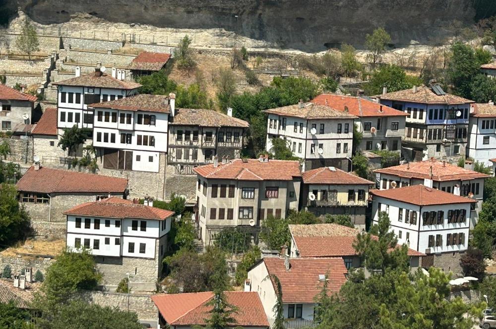 SAFRANBOLU ESKİ ÇARŞIDA SATILIK TARİHİ KONAK