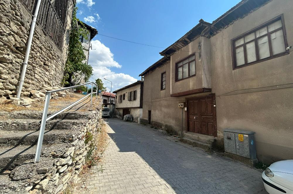 SAFRANBOLU ESKİ ÇARŞIDA SATILIK TARİHİ KONAK