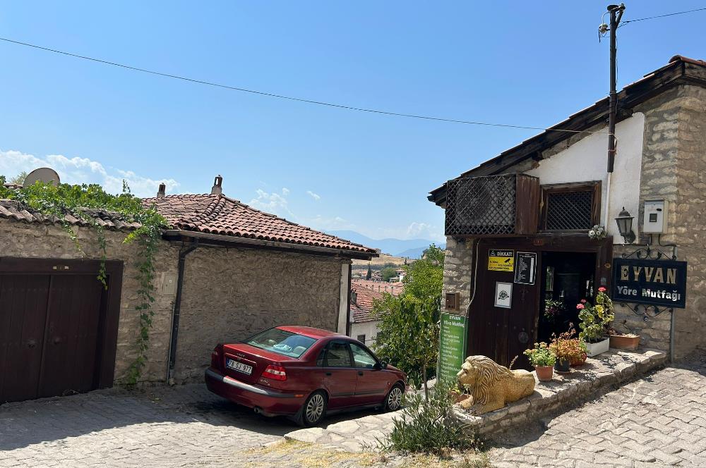 SAFRANBOLU ESKİ ÇARŞIDA SATILIK TARİHİ KONAK