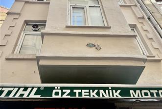 KARAKÖY MEYDAN'DA TARİHİ BİNADA KİRALIK OFİS
