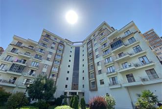 BEYLİKDÜZÜ KONFORMİST REZ. GENİŞ TERASLI KİRALIK 1+1
