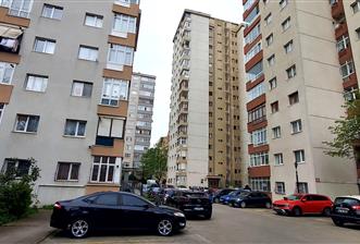 İçerenköy en nezih yerinde site içi yenilenmiş satılık 3+1 daire