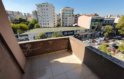 Taşdelen Merkez Megakent Sitesinde yola cephe 2+1 Satılık Daire