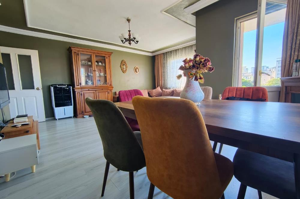 Taşdelen Merkez Megakent Sitesinde yola cephe 2+1 Satılık Daire