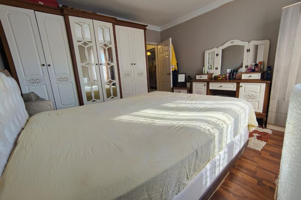 Taşdelen Merkez Megakent Sitesinde yola cephe 2+1 Satılık Daire