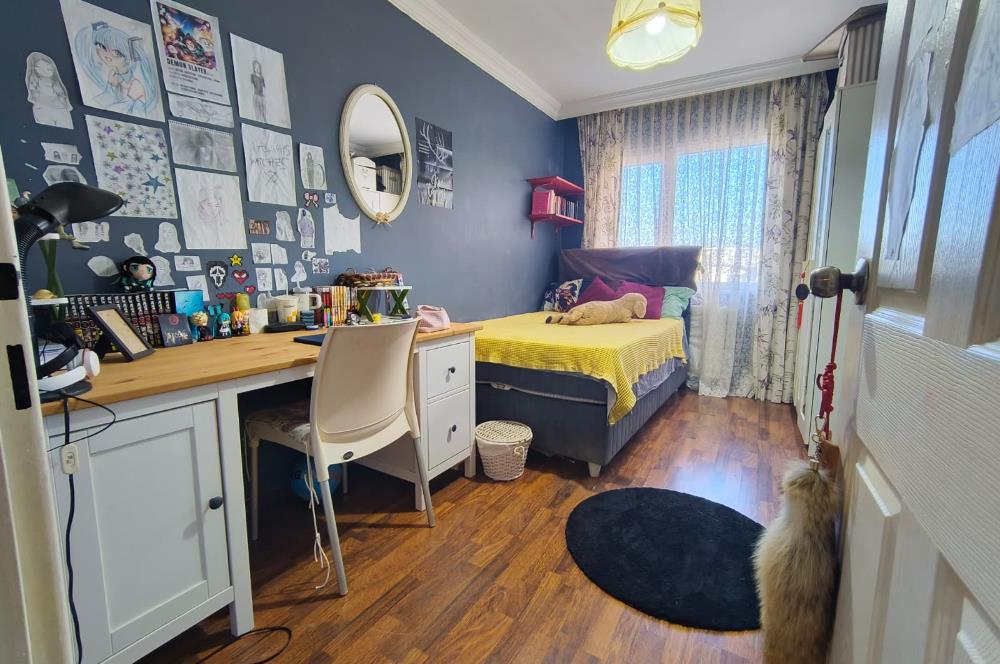 Taşdelen Merkez Megakent Sitesinde yola cephe 2+1 Satılık Daire