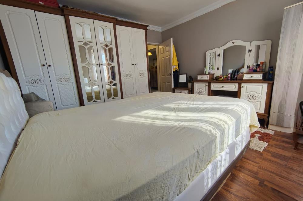 Taşdelen Merkez Megakent Sitesinde yola cephe 2+1 Satılık Daire