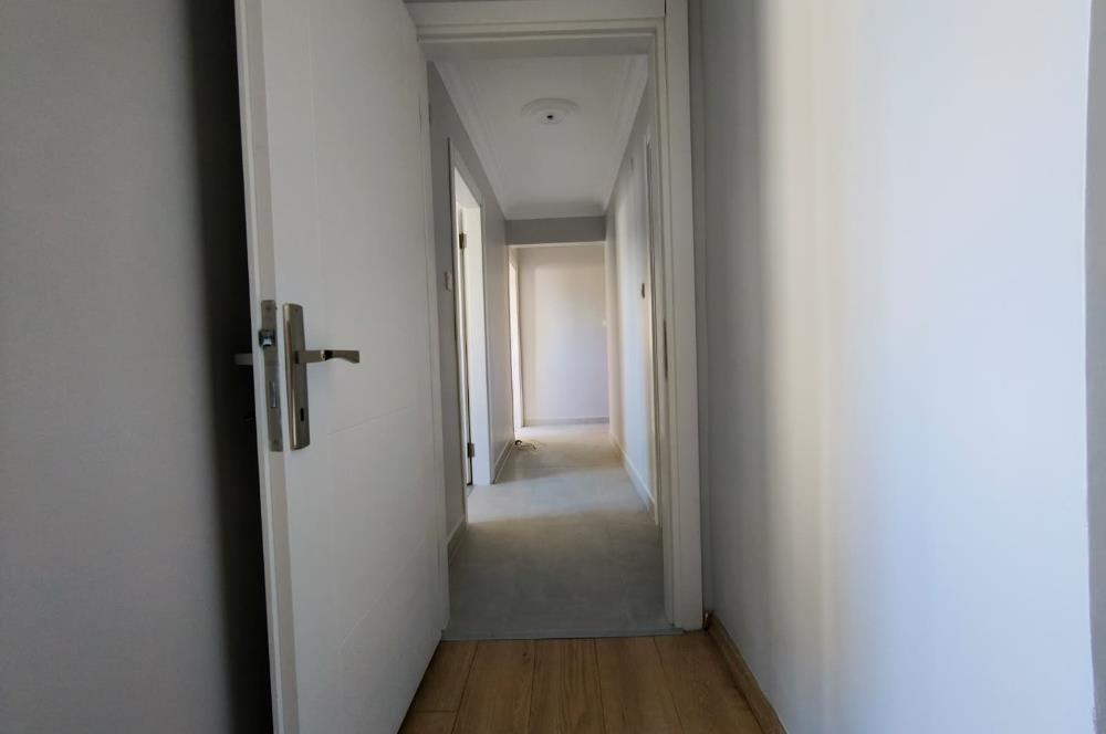 İçerenköy en nezih yerinde site içi yenilenmiş satılık 3+1 daire