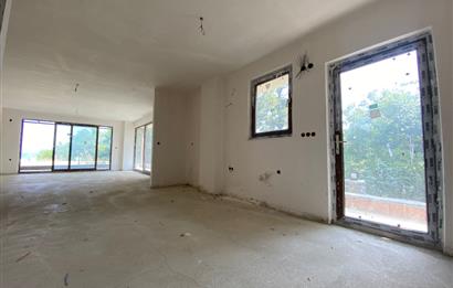 CENTURY 21'DEN PERŞEMBE'DE DENİZE SIFIR VİLLALAR