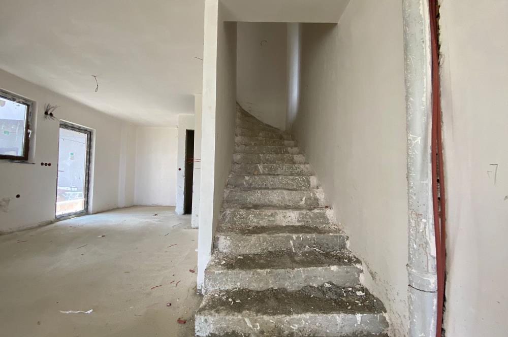 CENTURY 21'DEN PERŞEMBE'DE DENİZE SIFIR VİLLALAR