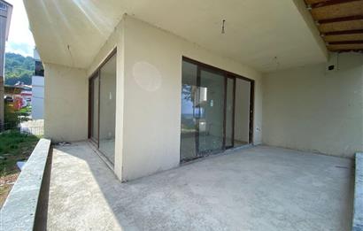 CENTURY 21'DEN PERŞEMBE'DE DENİZE SIFIR VİLLALAR