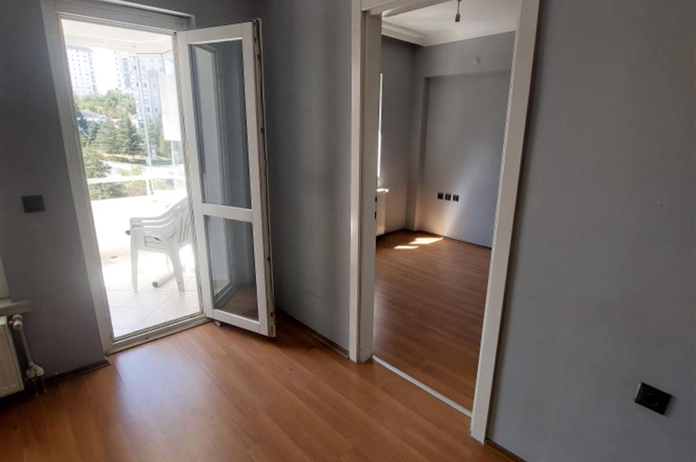 TÜRKKONUT'TA BOŞ DAİRE
