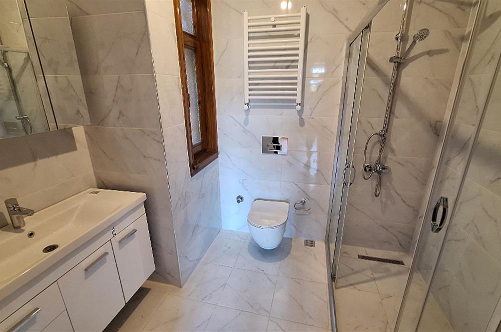 ZEKERİYAKÖY MERKEZ'DE KİRALIK TAM MÜSTAKİL KOZA VİLLASI 5+2