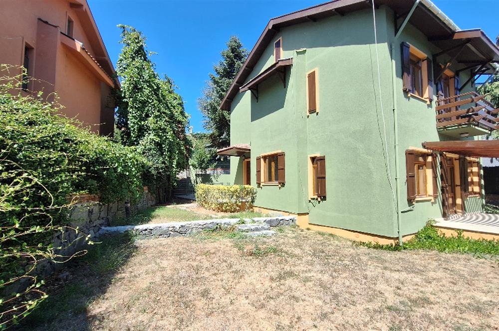 ZEKERİYAKÖY MERKEZ'DE KİRALIK TAM MÜSTAKİL KOZA VİLLASI 5+2