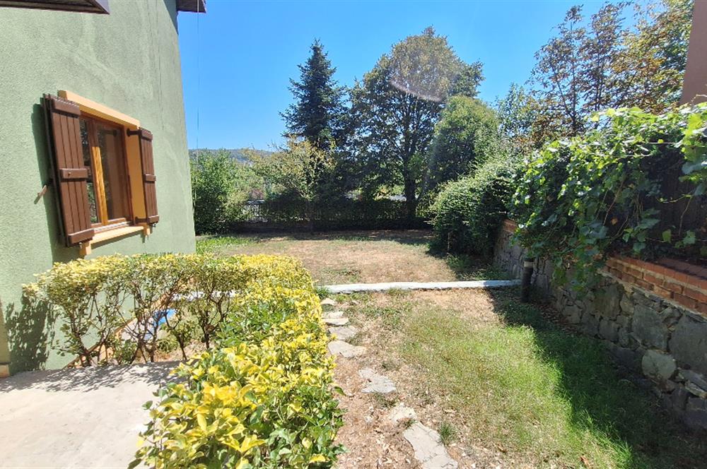 ZEKERİYAKÖY MERKEZ'DE KİRALIK TAM MÜSTAKİL KOZA VİLLASI 5+2