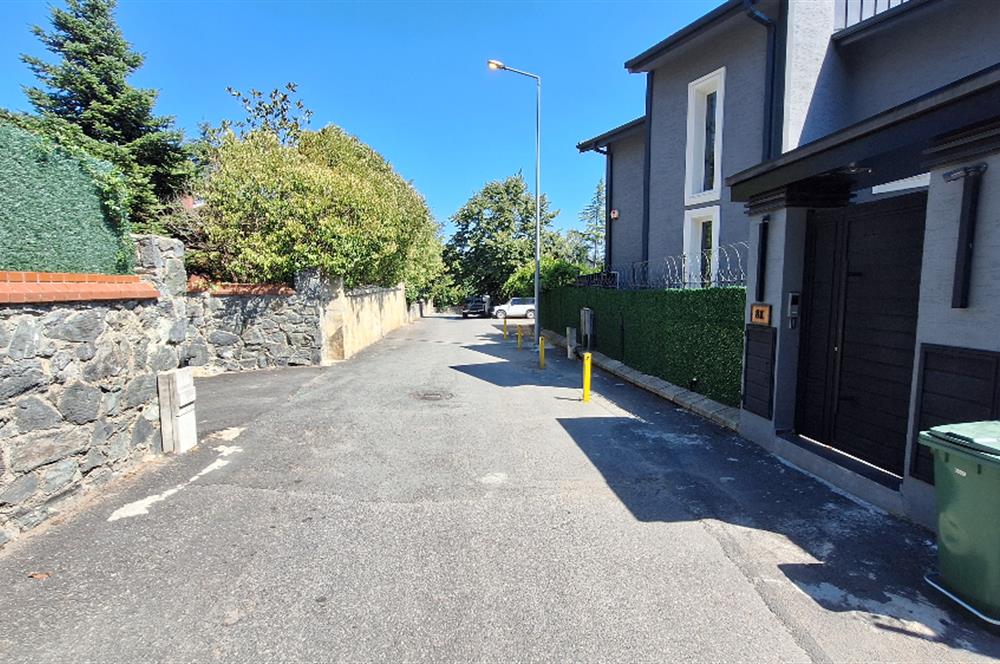 ZEKERİYAKÖY MERKEZ'DE KİRALIK TAM MÜSTAKİL KOZA VİLLASI 5+2